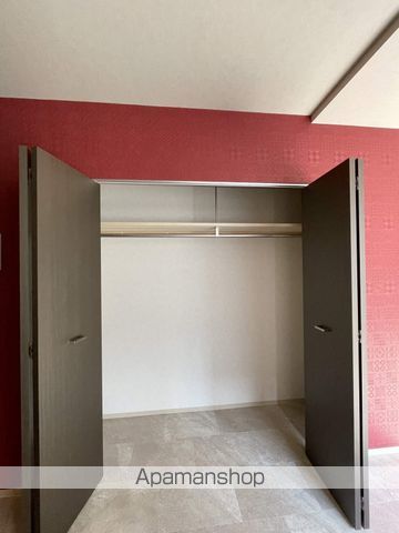 インダスカルの内装写真