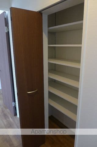 エル ブルックの内装写真