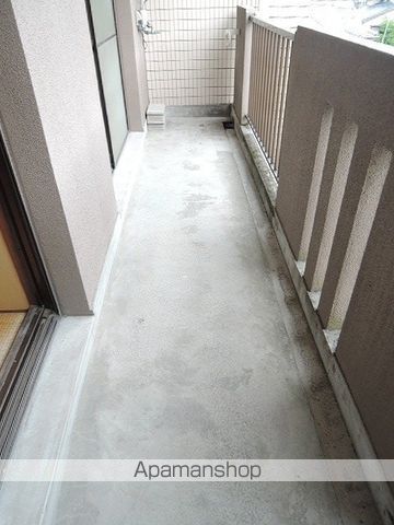 ファミール末吉の内装写真