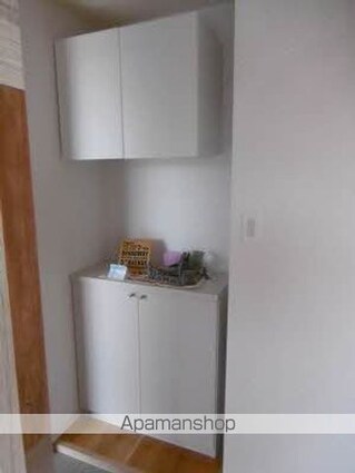 メゾン・アムール　Ｃ棟[3DK/50.78m2]の玄関