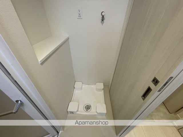 スプランディッド新大阪VIIIの内装写真