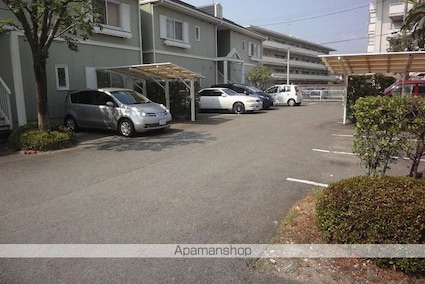 ラフォーレ・アパートＡ棟[2DK/46.65m2]の駐車場