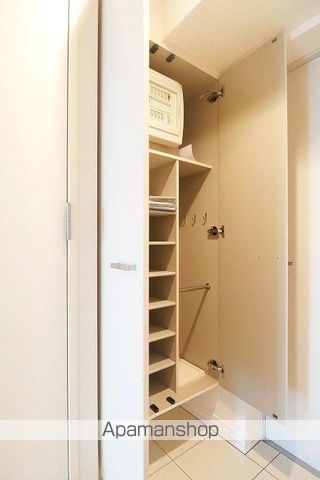 RASIS 大山山手通りの内装写真