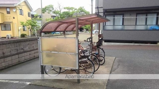 サンガーデン茜ケ丘の外観写真