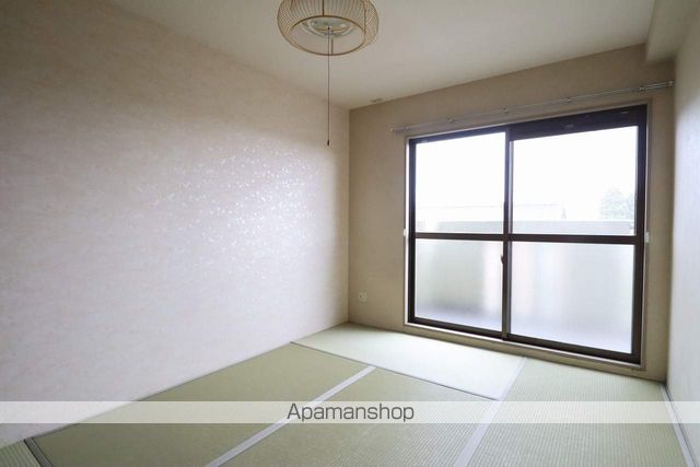 シスコ イン となみの内装写真