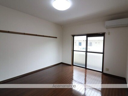 パレ・ド・メナールＡ棟[1K/31.57m2]のリビング・居間