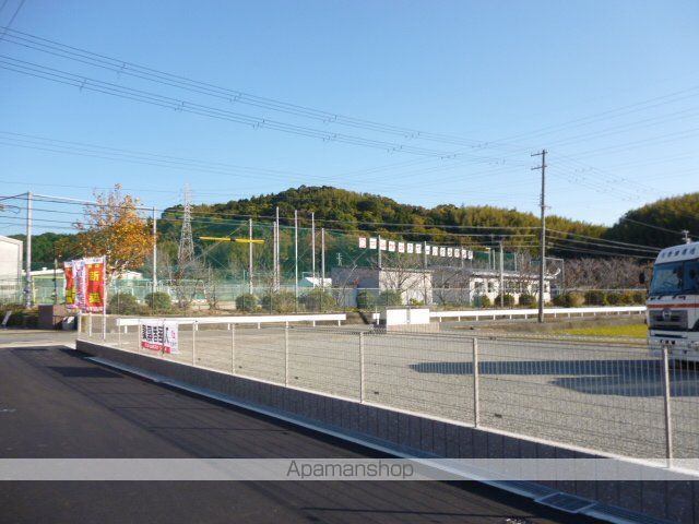 ラパンIIの周辺写真