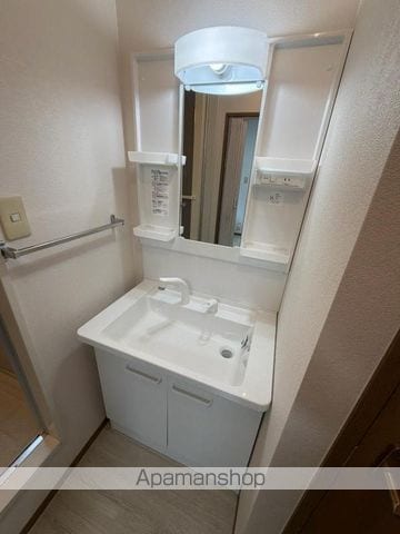 グリンピアハイツ花ノ宮 B棟の内装写真