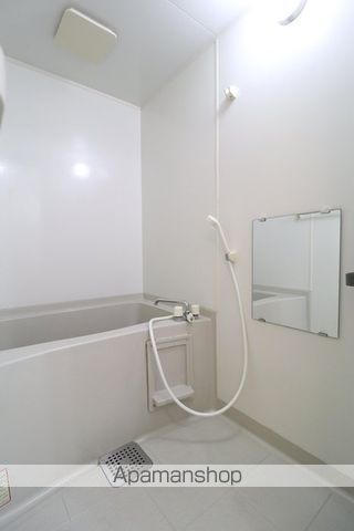I MARKの内装写真