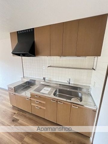 クリスタルの内装写真