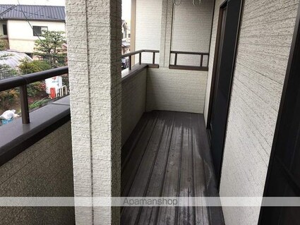 高田ハイツ６[3SDK/68.72m2]のバルコニー