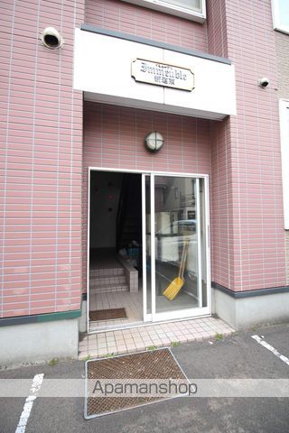 イミューブル新道東の玄関写真