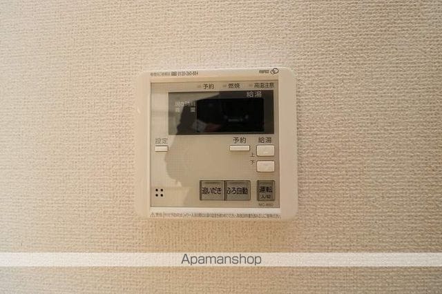 Y’Sコート弐番館 IIIの内装写真