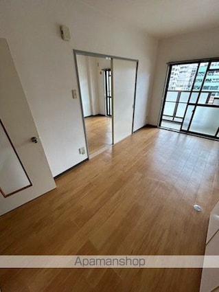 グローリ南草津[2DK/48.66m2]のリビング・居間