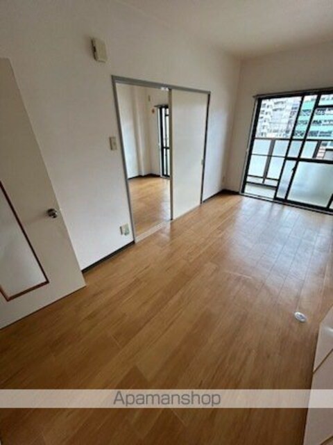 グローリ南草津[2DK/48.66m2]のリビング・居間