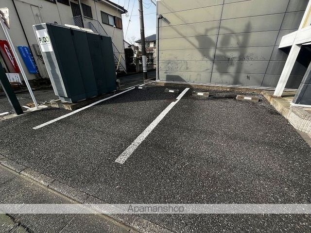 レオパレスＢＭ[1K/19.87m2]の駐車場