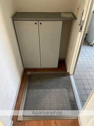 グリーンヒルズ玉藻Ⅱ[3DK/50.9m2]の玄関