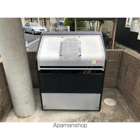 サニービレッジ6番館の外観写真