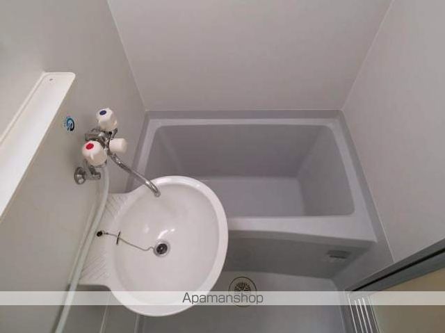 ロフトイン九産大前の内装写真
