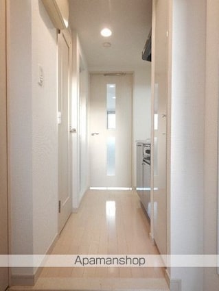 東京都千代田区岩本町３丁目[1K/23m2]の玄関