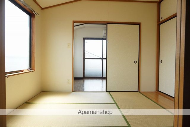 ロマリンダローズIの内装写真