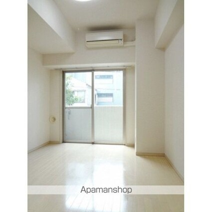 プレール・ドゥーク北新宿[1K/23.1m2]のリビング・居間1