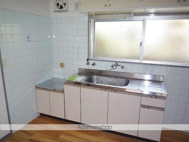 和歌山県和歌山市鷹匠町６丁目[3LDK/61.2m2]のキッチン