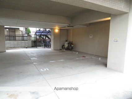Ｉｎ－Ｔｏｗｎｅｒ木町[1K/24.7m2]の駐車場