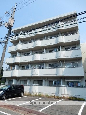 カナンハイツA棟の外観写真