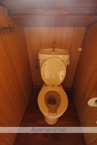 呉市 2階建 築47年の内装写真