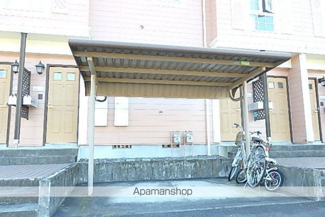 カモミール2の外観写真