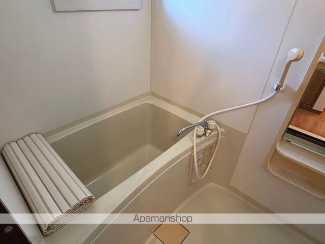 ロイヤルファミール Cの内装写真