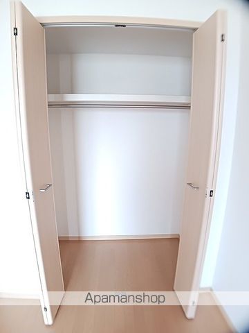 ロイヤルメドウの内装写真