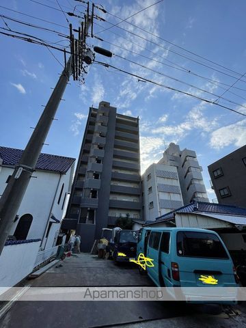 NEO JAPANESQUE 出来町の玄関写真