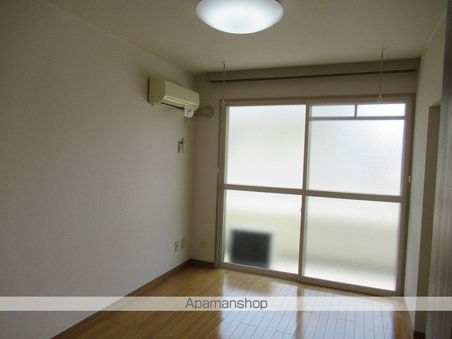 リバーコートIの内装写真