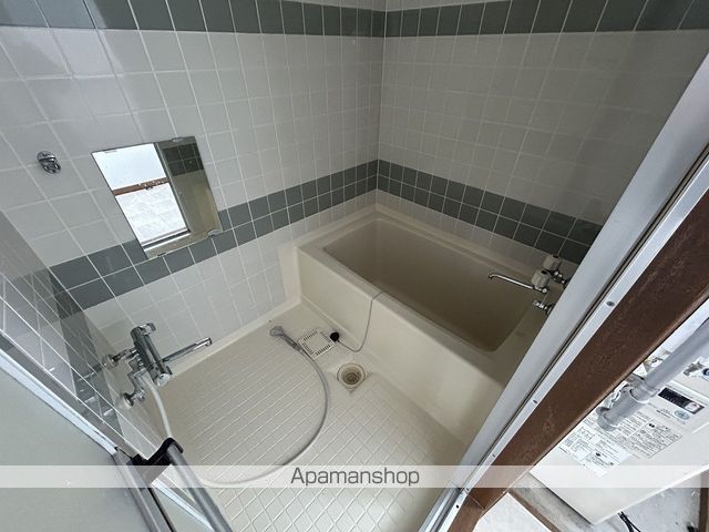 札幌市手稲区 2階建 築38年の内装写真