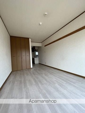 ハイスリー21IIの内装写真