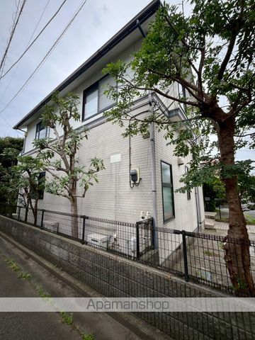 小田急電鉄江ノ島線 鵠沼海岸駅 徒歩5分 2階建 築33年の外観写真