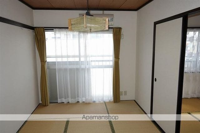 エントピア吉倉 A棟の内装写真