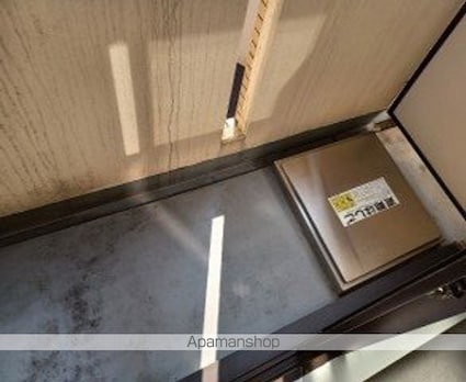 日神パレス西新宿[1R/15.5m2]のバルコニー