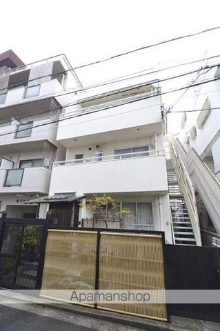 岩堂ビルの外観写真