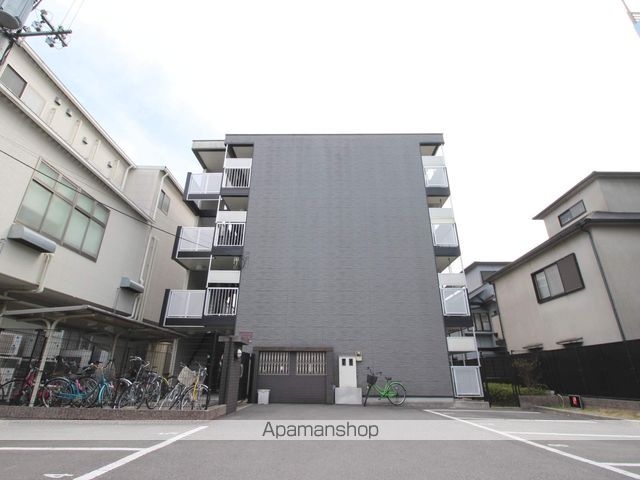 レオパレスドリームハウス枚方の外観写真