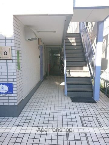 シャトーLE SATOの玄関写真