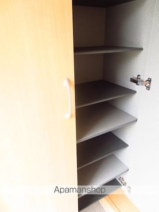 プレジール[2LDK/65.6m2]の玄関