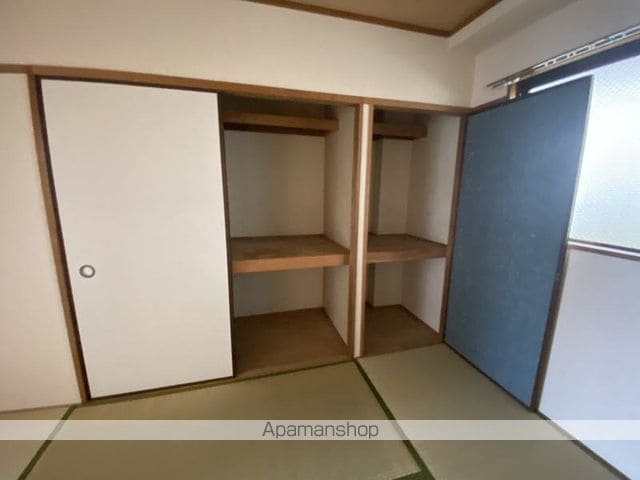 ロータリービルド南花田の内装写真