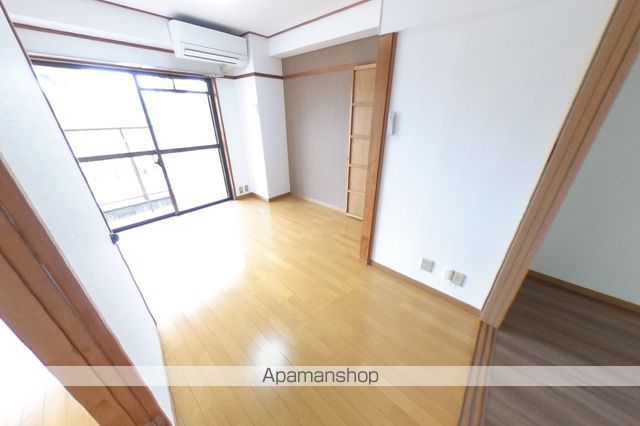マンション平和の内装写真