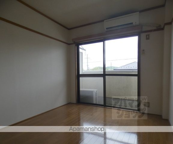 岩倉南河原町マンションの内装写真