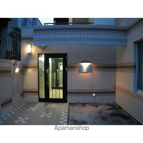 アルジャンテ平岸の玄関写真