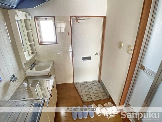 ハイツ大本の内装写真