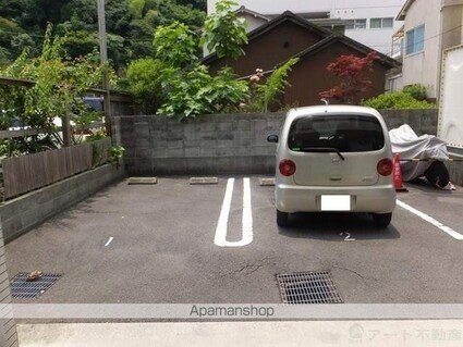 ペ・パサージュ平和[1R/24.61m2]の駐車場